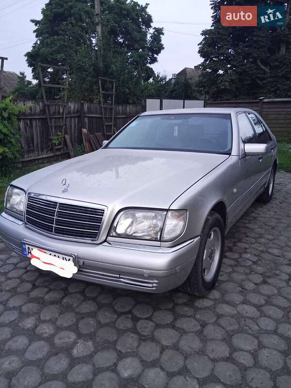 Седан Mercedes-Benz S-Class 1997 в Ічні