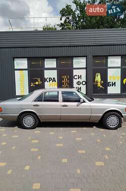 Седан Mercedes-Benz S-Class 1988 в 