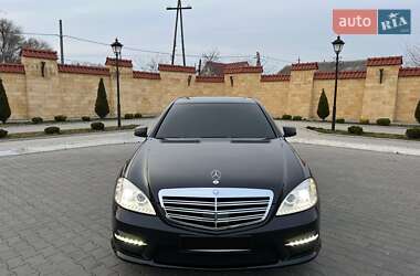 Седан Mercedes-Benz S-Class 2005 в Измаиле