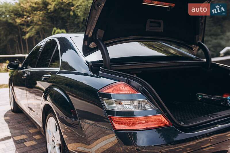 Седан Mercedes-Benz S-Class 2006 в Залещиках