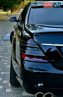 Седан Mercedes-Benz S-Class 2006 в 