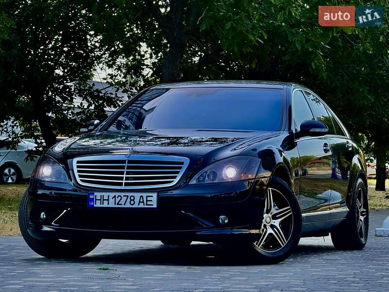 Mercedes-Benz S-Class 2006