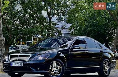 Седан Mercedes-Benz S-Class 2006 в 
