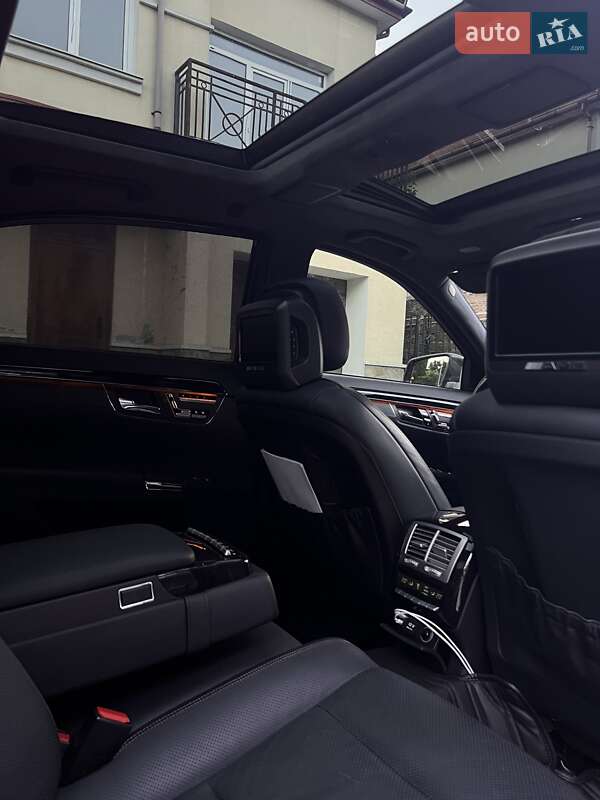 Седан Mercedes-Benz S-Class 2011 в Одесі