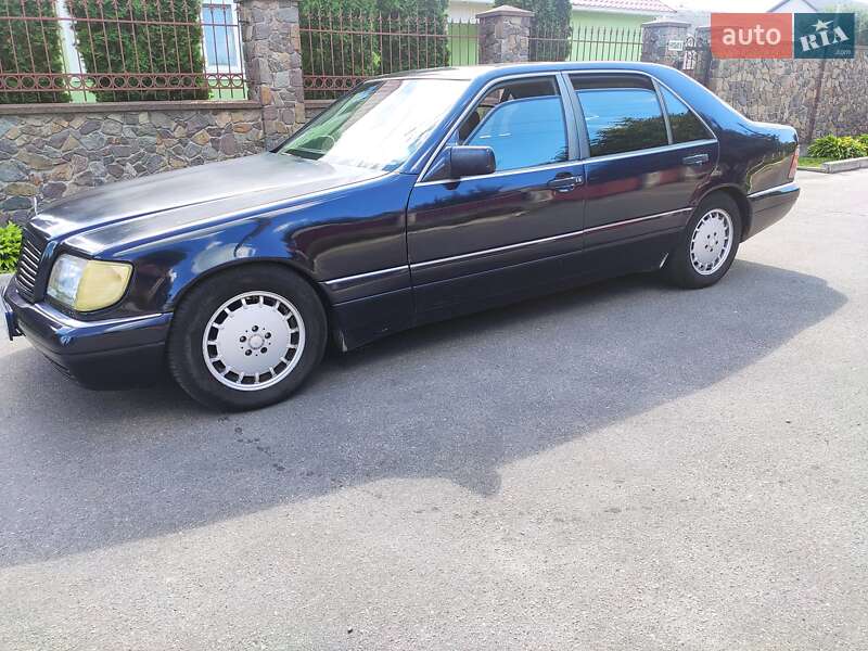 Mercedes-Benz S-Class 1995