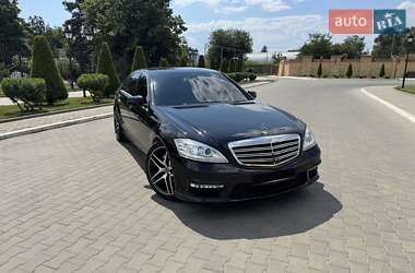 Седан Mercedes-Benz S-Class 2005 в Ізмаїлі