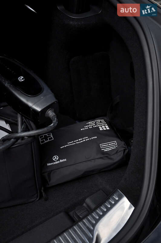 Седан Mercedes-Benz S-Class 2022 в Києві