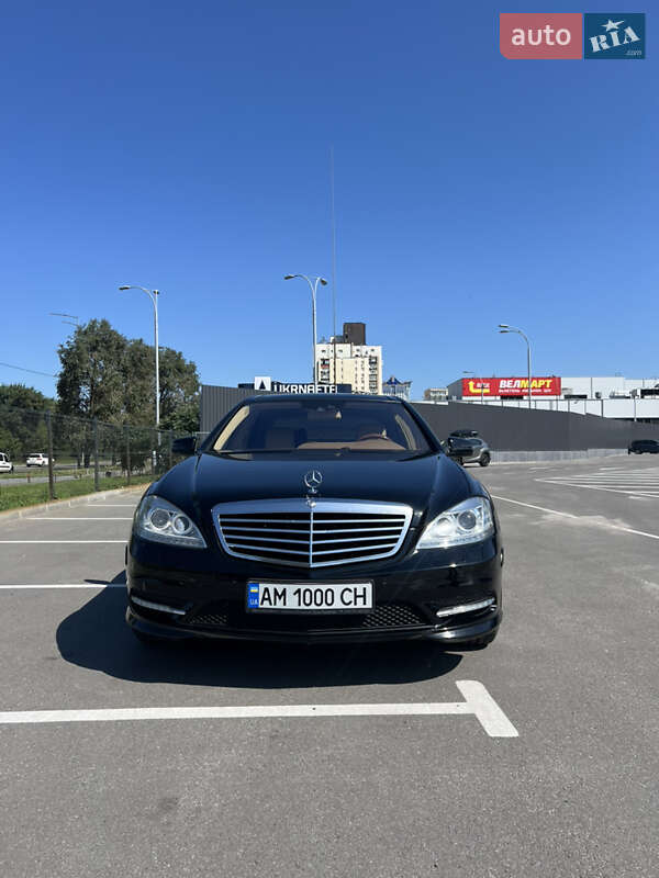 Седан Mercedes-Benz S-Class 2009 в Києві