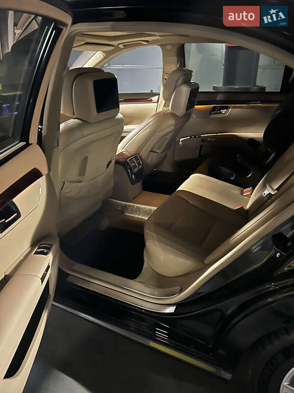 Седан Mercedes-Benz S-Class 2009 в Києві
