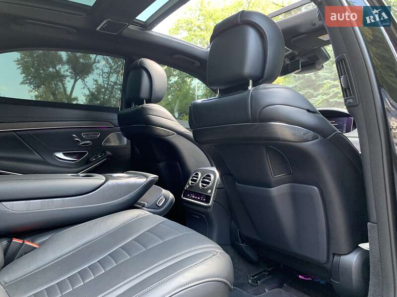 Седан Mercedes-Benz S-Class 2019 в Кривом Роге