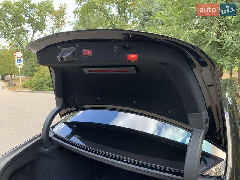 Седан Mercedes-Benz S-Class 2019 в Кривом Роге