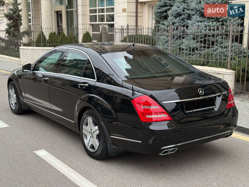 Седан Mercedes-Benz S-Class 2010 в Киеве