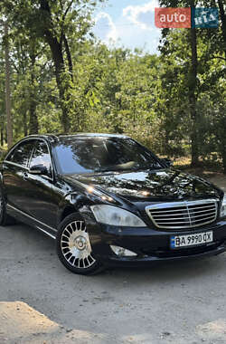 Седан Mercedes-Benz S-Class 2006 в Кропивницком