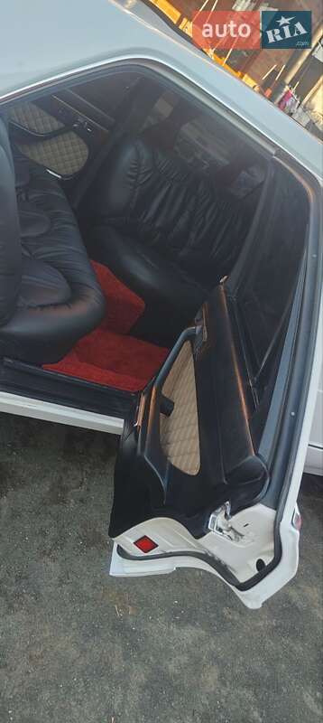 Седан Mercedes-Benz S-Class 1989 в Ровно
