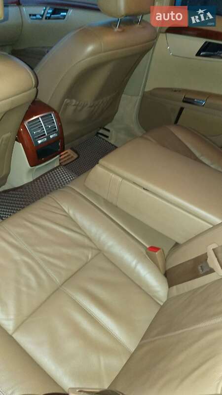 Седан Mercedes-Benz S-Class 2006 в Чернигове