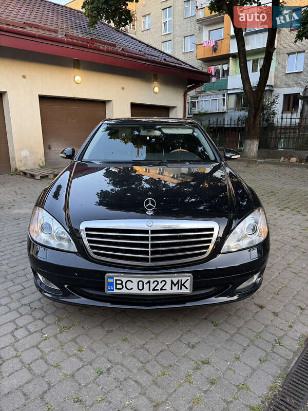 Седан Mercedes-Benz S-Class 2008 в Львове