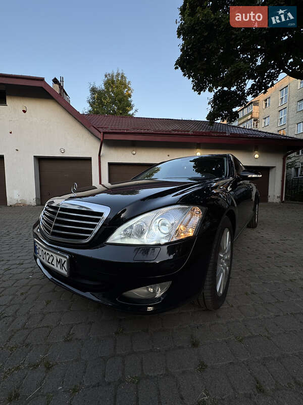 Седан Mercedes-Benz S-Class 2008 в Львове