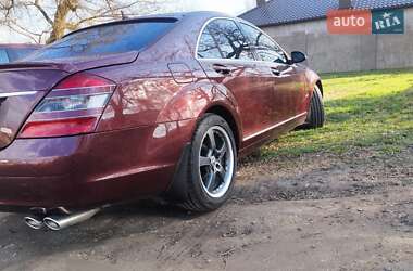 Седан Mercedes-Benz S-Class 2006 в 