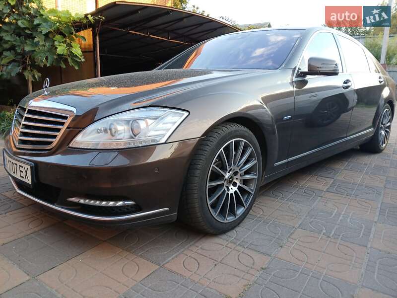 Mercedes-Benz S-Class 2012 Mercedes-Benz S-Class 2012