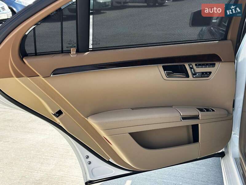 Седан Mercedes-Benz S-Class 2010 в Львові фото 28 Седан Mercedes-Benz S-Class 2010 в Львові