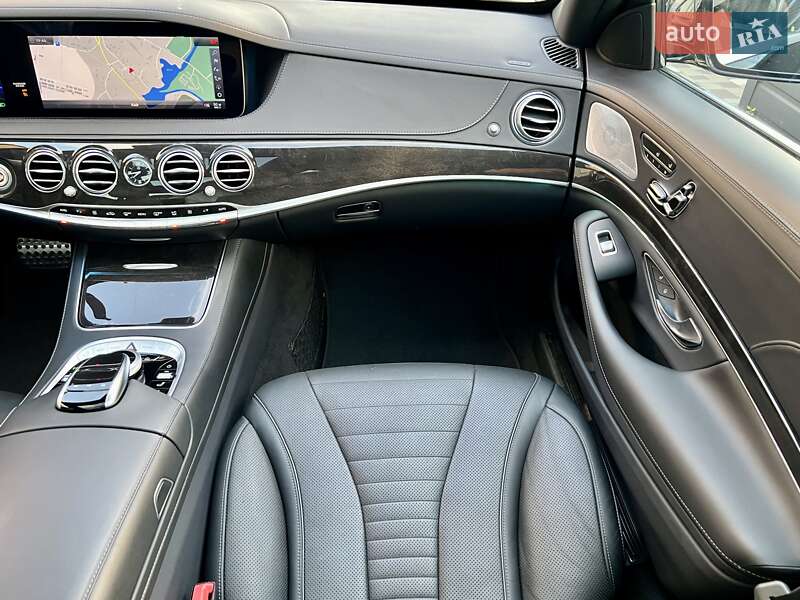 Седан Mercedes-Benz S-Class 2018 в Києві