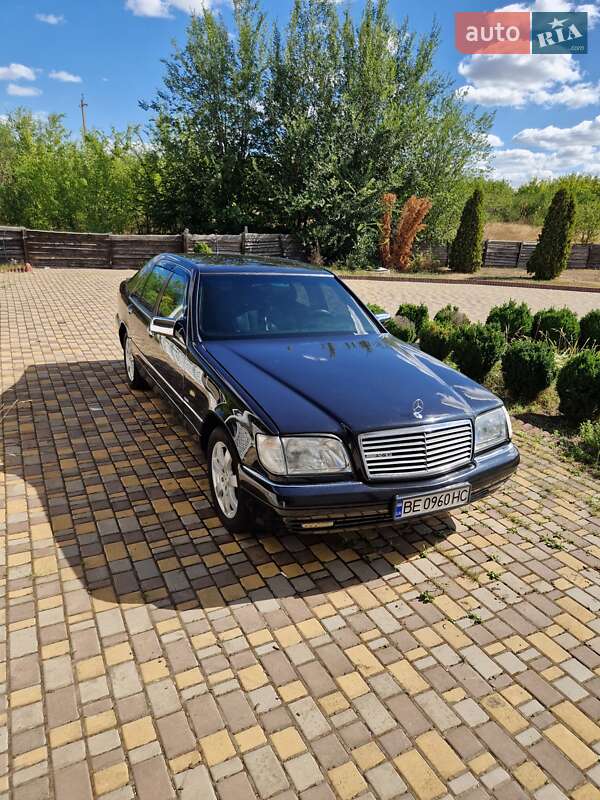 Седан Mercedes-Benz S-Class 1997 в Южноукраїнську