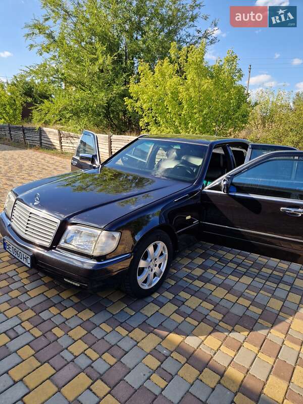 Седан Mercedes-Benz S-Class 1997 в Южноукраїнську