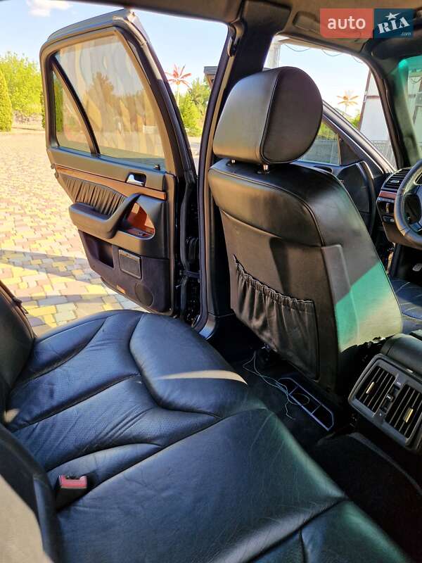 Седан Mercedes-Benz S-Class 1997 в Южноукраїнську