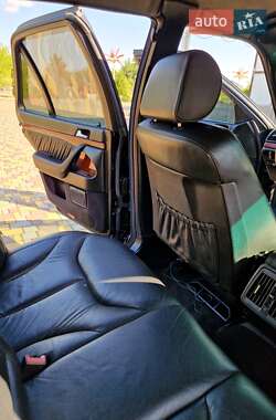 Седан Mercedes-Benz S-Class 1997 в  фото 39 Седан Mercedes-Benz S-Class 1997 в