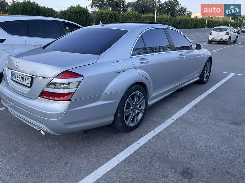 Седан Mercedes-Benz S-Class 2006 в Полтаве