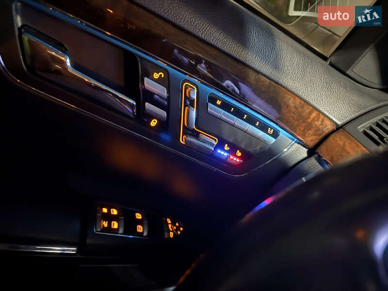 Седан Mercedes-Benz S-Class 2010 в Львові