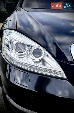 Седан Mercedes-Benz S-Class 2012 в 