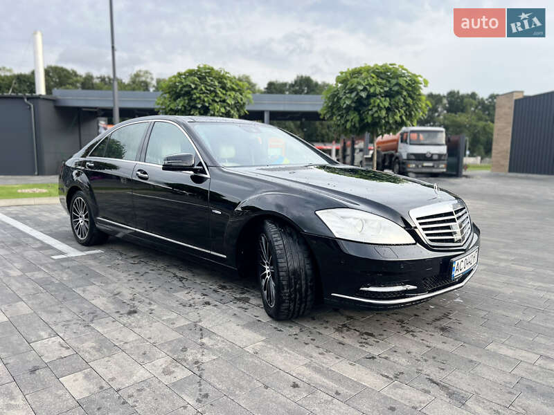 Седан Mercedes-Benz S-Class 2012 в Луцьку