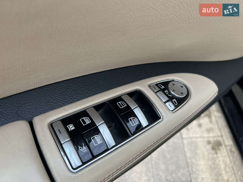 Седан Mercedes-Benz S-Class 2012 в Луцьку