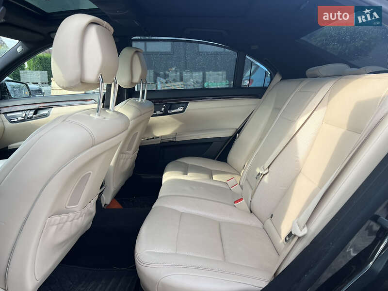Седан Mercedes-Benz S-Class 2012 в Луцьку