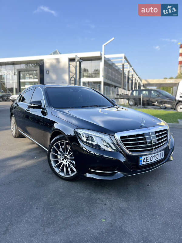 Седан Mercedes-Benz S-Class 2015 в 