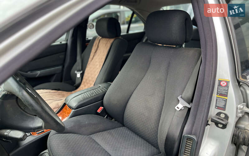 Седан Mercedes-Benz S-Class 2004 в Мукачевому