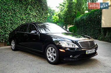 Седан Mercedes-Benz S-Class 2008 в 