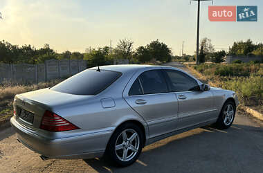 Седан Mercedes-Benz S-Class 2002 в 
