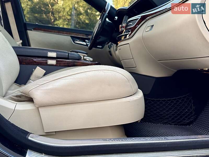 Седан Mercedes-Benz S-Class 2006 в Одесі