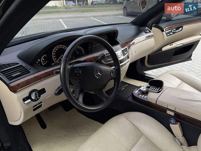 Седан Mercedes-Benz S-Class 2008 в Хмельницком