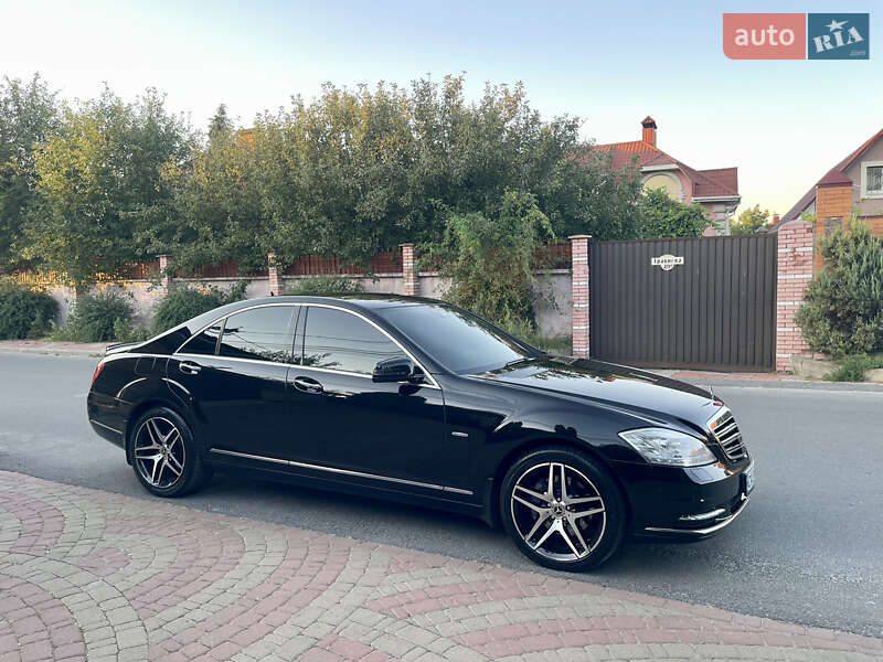 Седан Mercedes-Benz S-Class 2011 в Києві