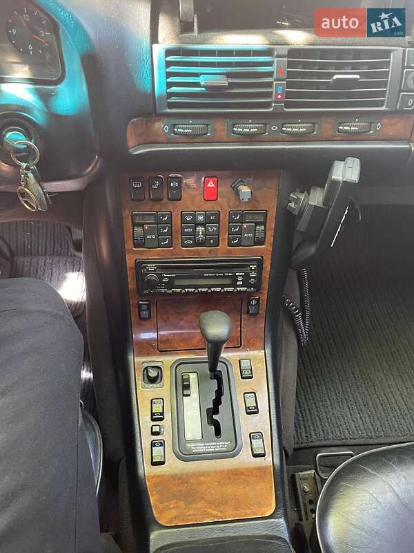 Седан Mercedes-Benz S-Class 1991 в Одессе