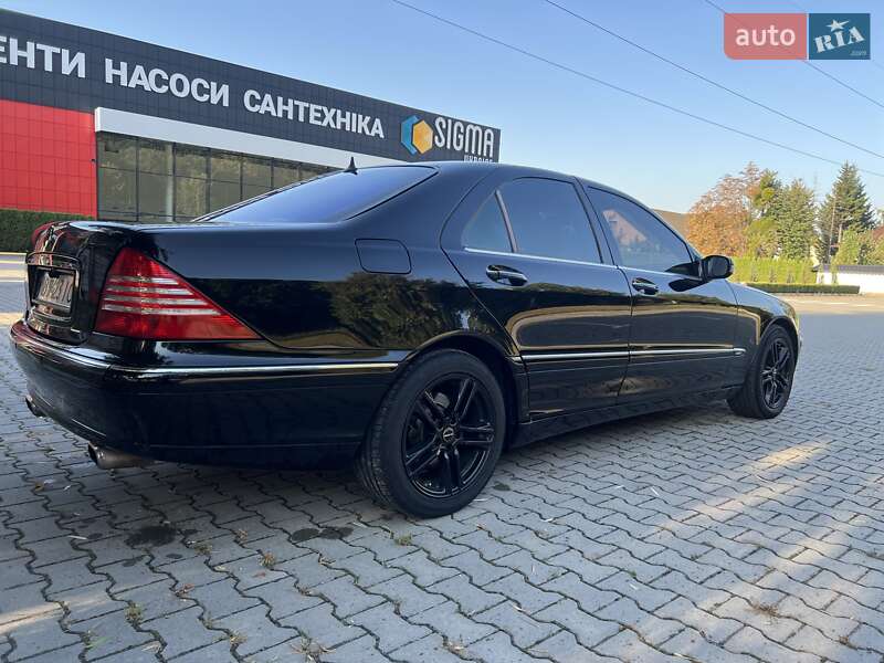 Mercedes-Benz S-Class 1999