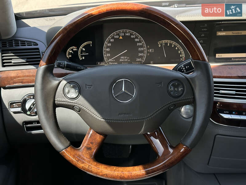 Седан Mercedes-Benz S-Class 2008 в Днепре