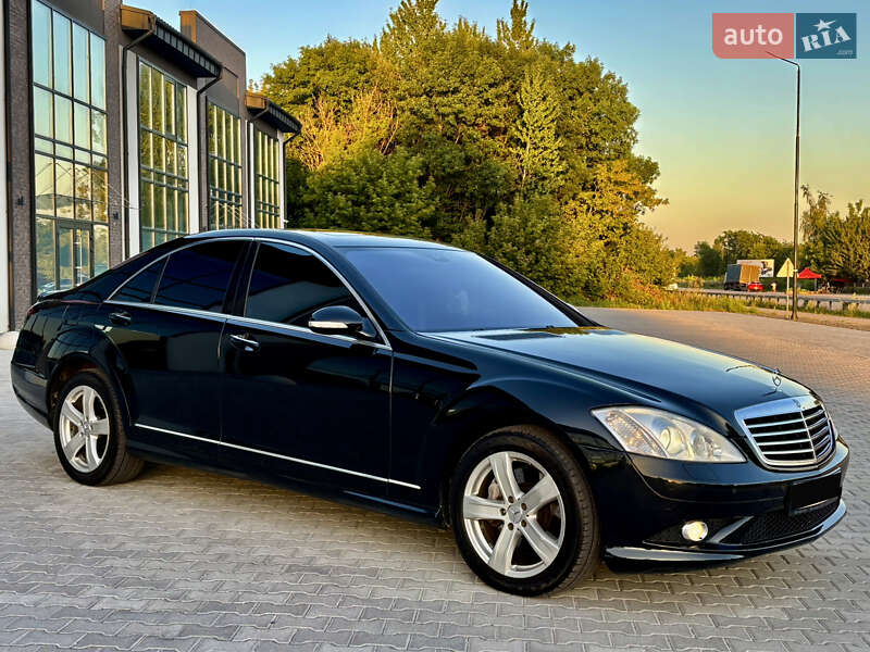 Седан Mercedes-Benz S-Class 2005 в Тернополе