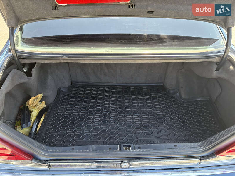 Седан Mercedes-Benz S-Class 1991 в Івано-Франківську