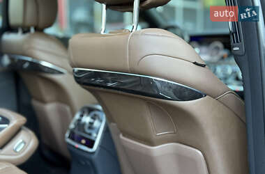 Седан Mercedes-Benz S-Class 2016 в 
