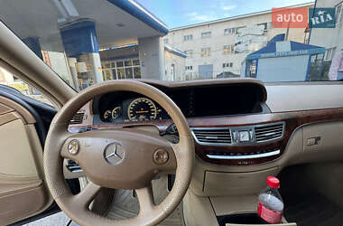 Седан Mercedes-Benz S-Class 2008 в 