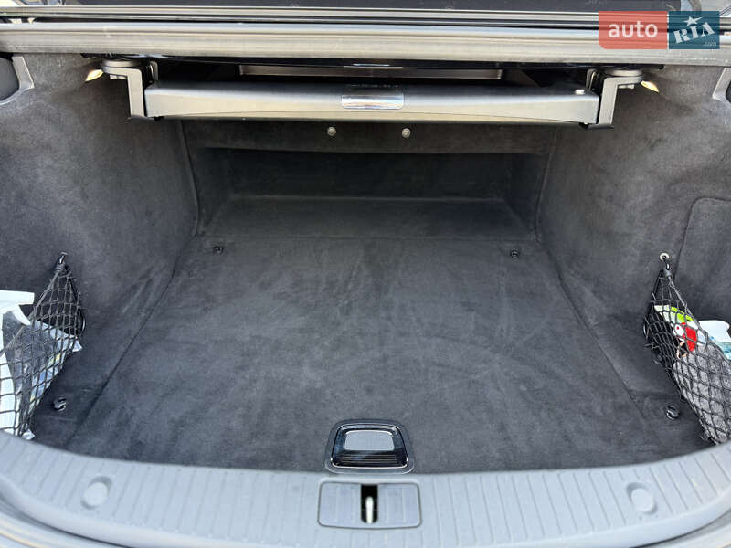 Седан Mercedes-Benz S-Class 2018 в Рівному